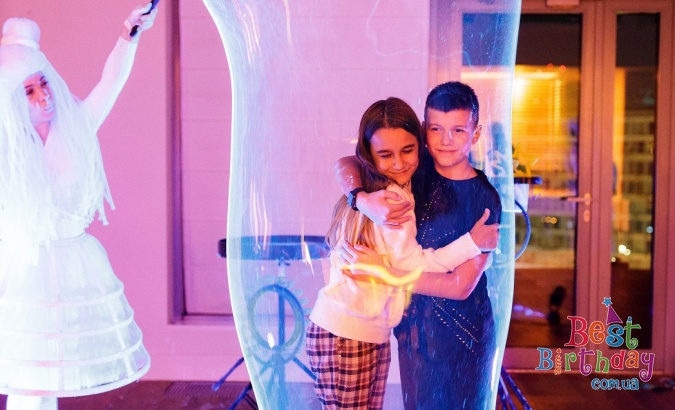 Шоу мильних бульбашок