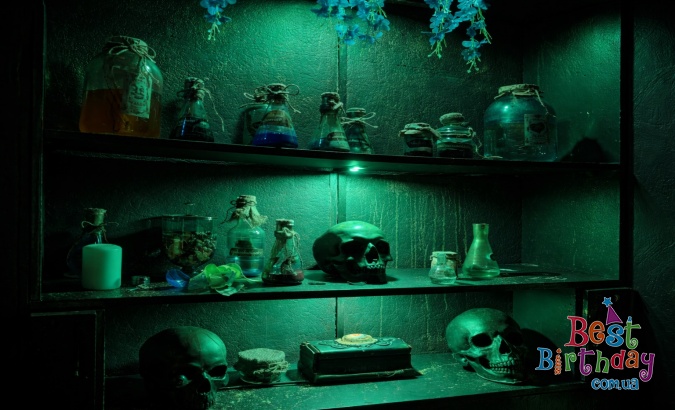 День рождения в квест-комнате Ловушка ведьмы