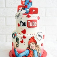 Торт "YouTube"